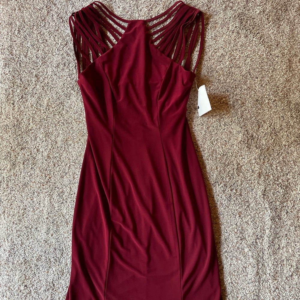 Strappy Burgundy Bodycon Dress
